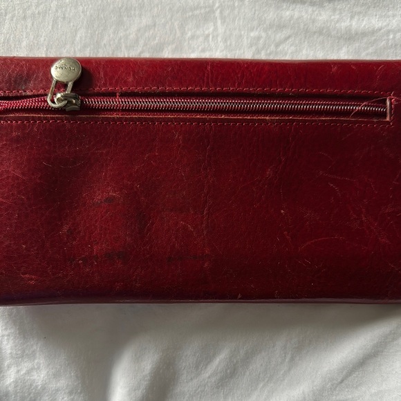 Elegant Red Leather Clutch - Picture 5 of 6